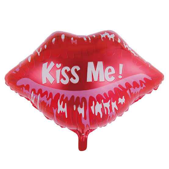 “Kiss me” Balloon Bouquet