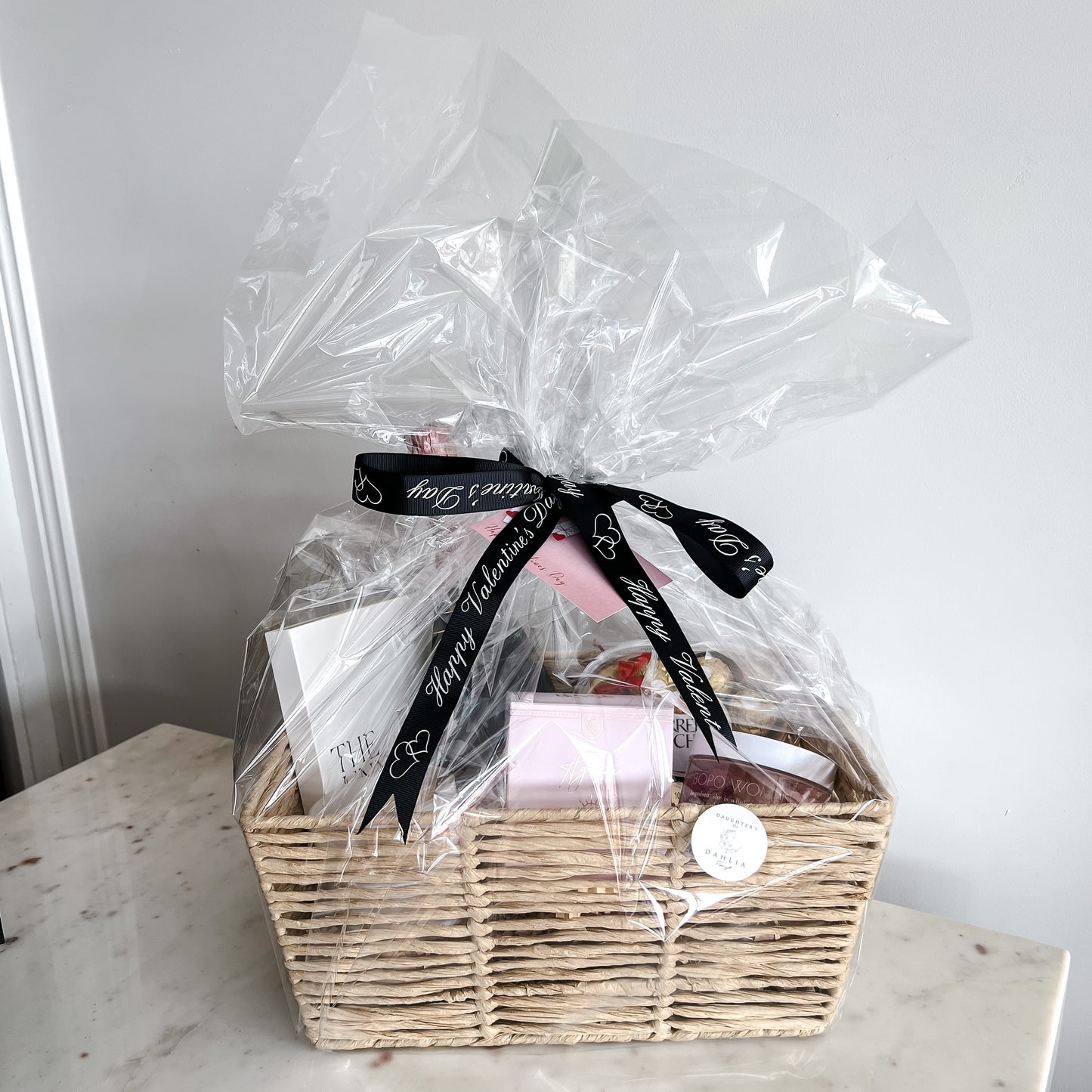 Hamper with Bubbly